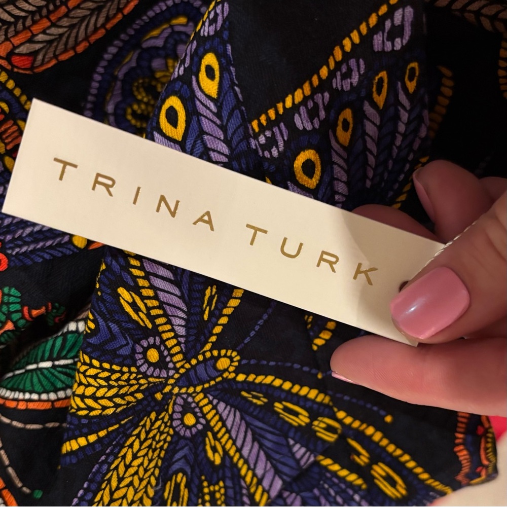 ❗️FINAL❗️NWT Trina Turk Multicolor Butterfly Print High Waist Shorts 12 - Picture 9 of 10